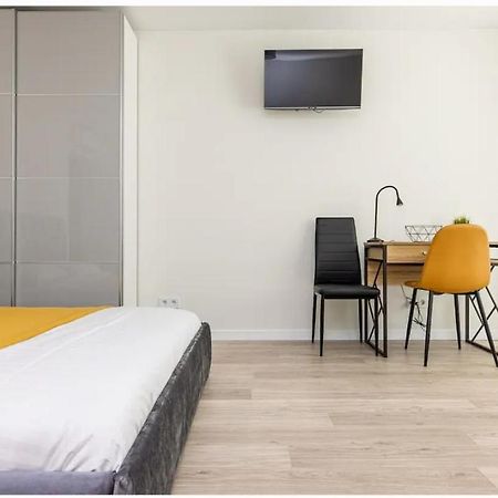 Panevezio G Prie Parko, Panevezio Str By The Park Apartment ไคลเพดา ภายนอก รูปภาพ