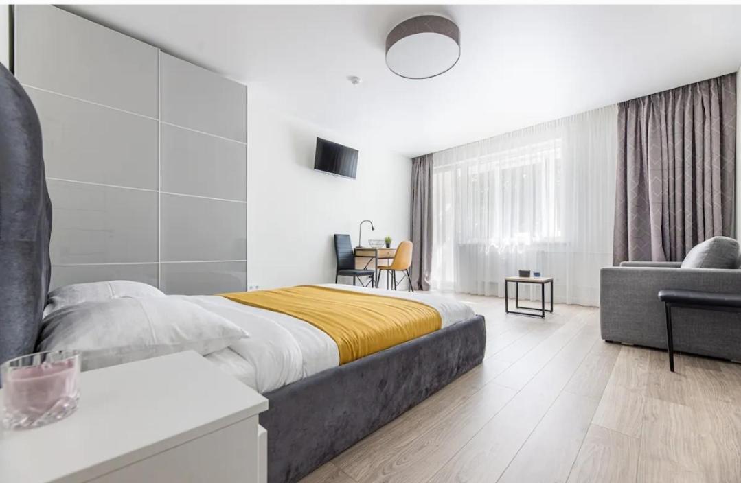 Panevezio G Prie Parko, Panevezio Str By The Park Apartment ไคลเพดา ภายนอก รูปภาพ